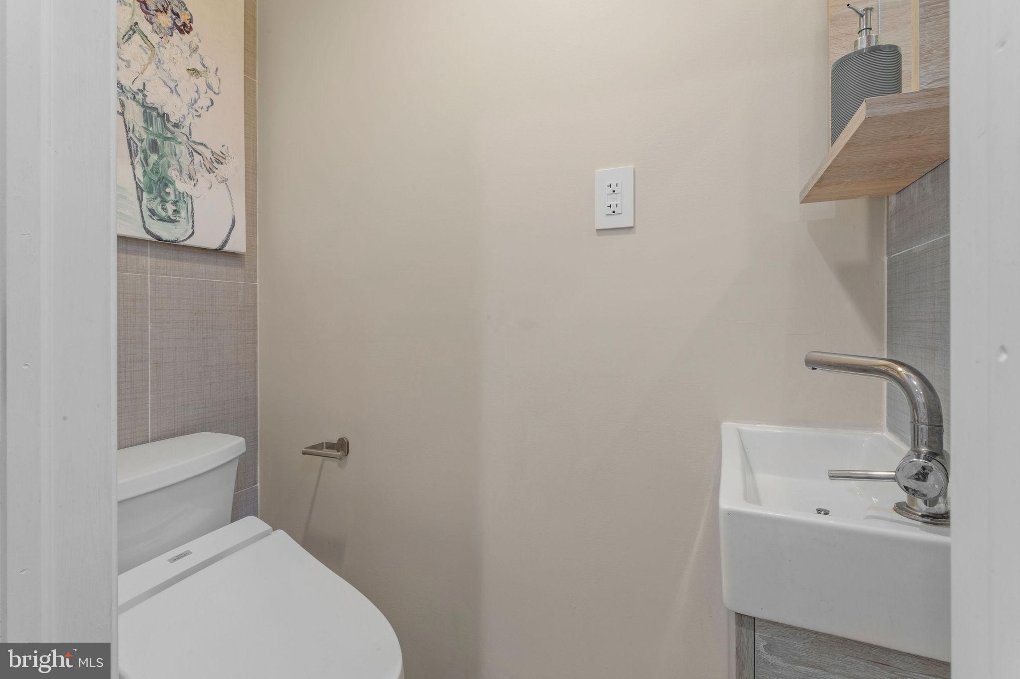 POWELTON VILLAGE - Residential