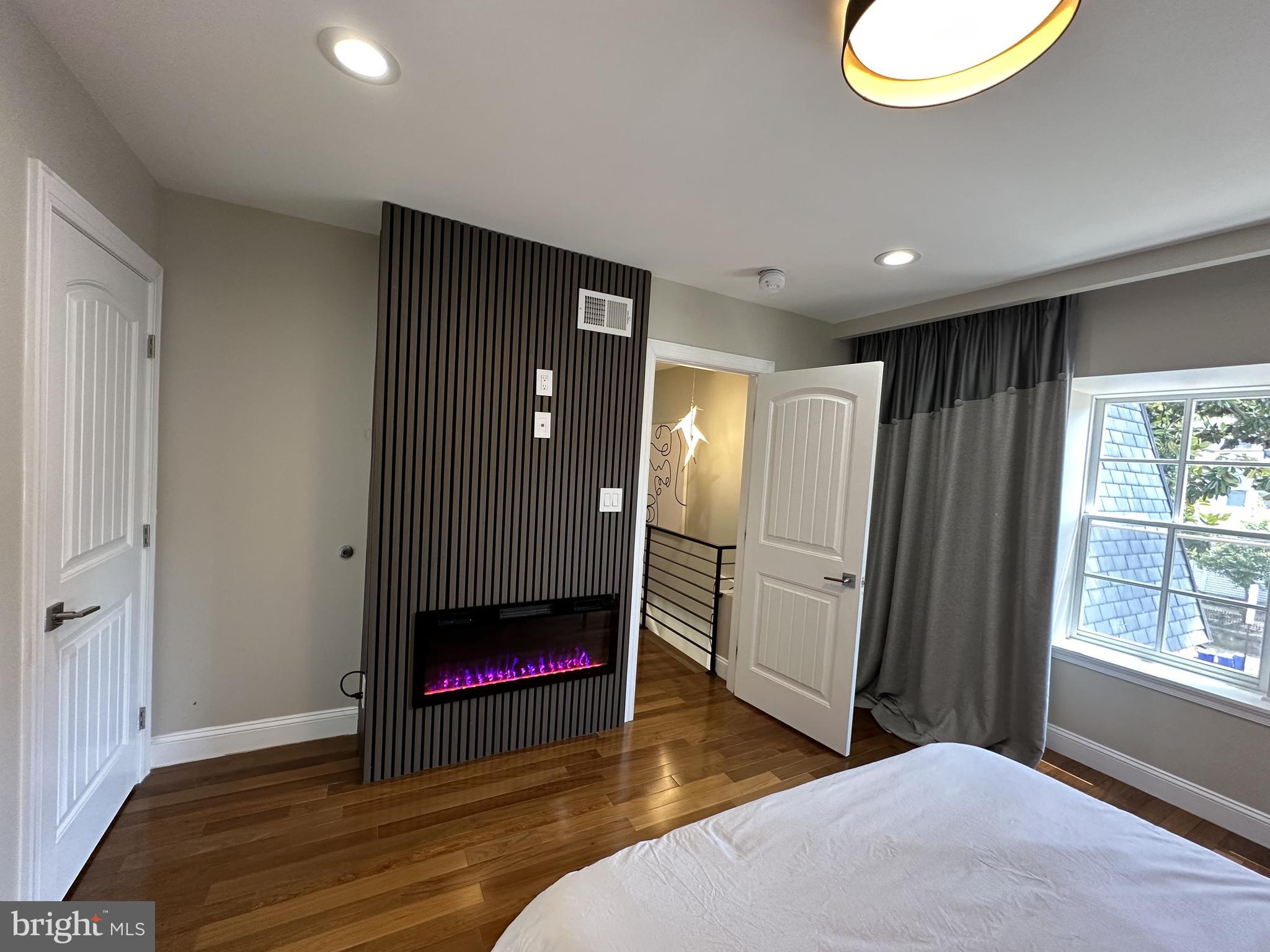 POWELTON VILLAGE - Residential