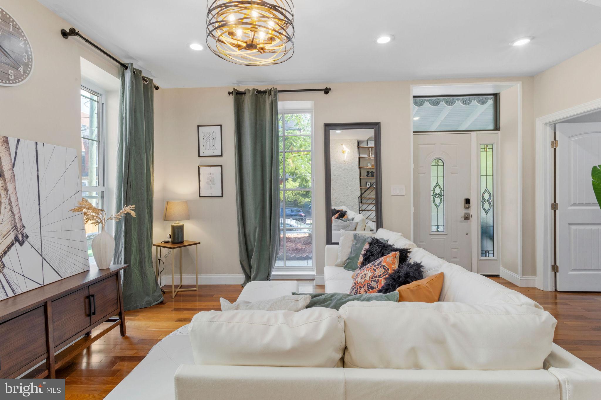 POWELTON VILLAGE - Residential