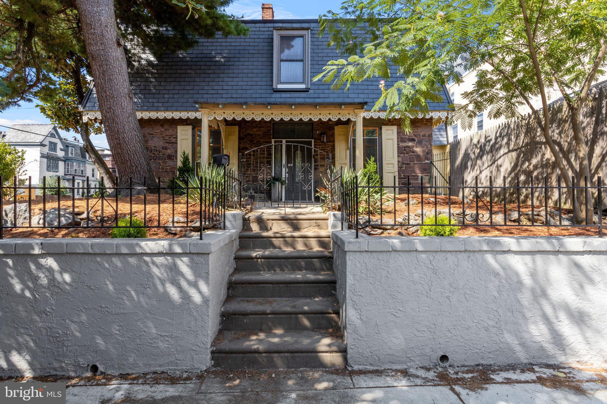 POWELTON VILLAGE - Residential