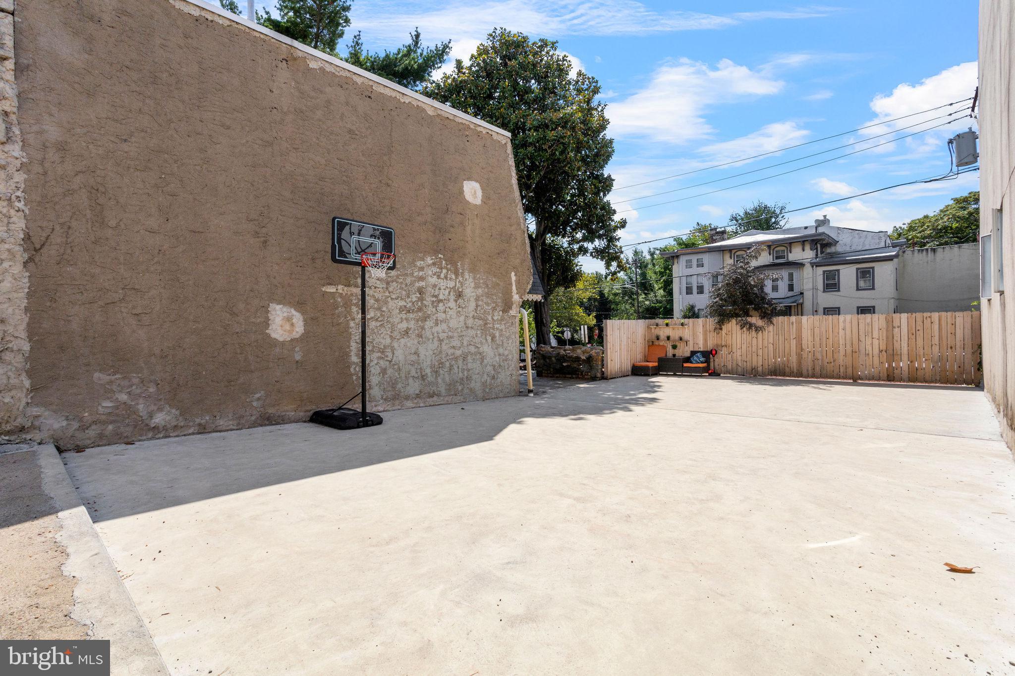 POWELTON VILLAGE - Residential