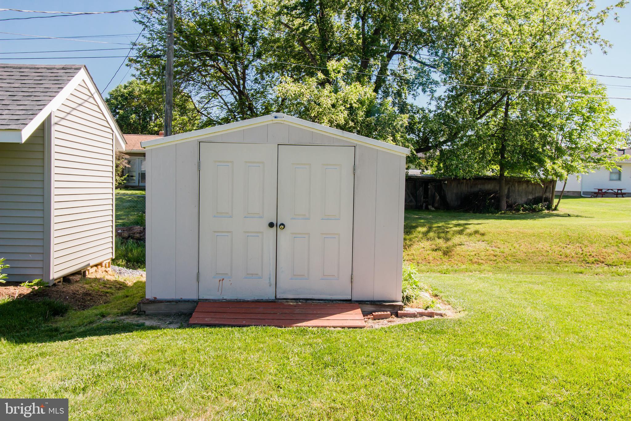 NEFF AND MYERS - Residential