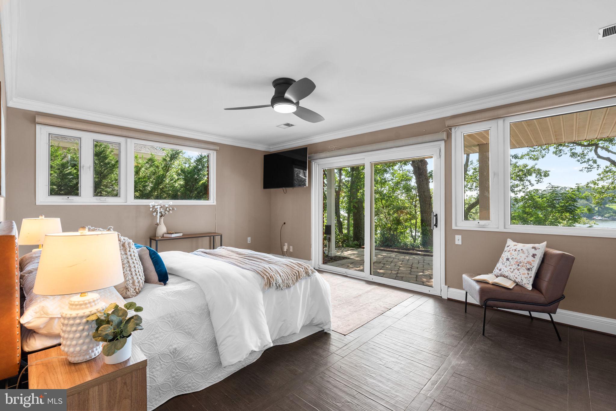 SOUTHWATER POINT - Residential