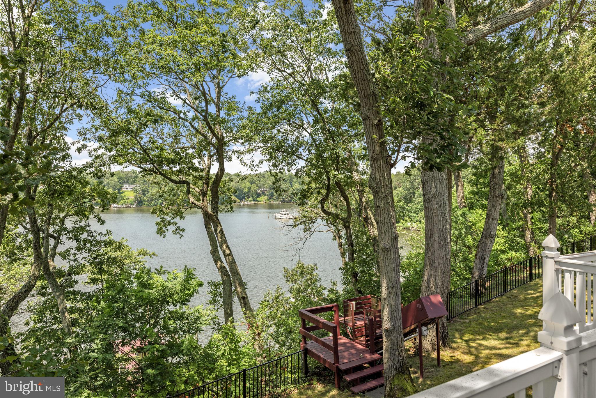 SOUTHWATER POINT - Residential