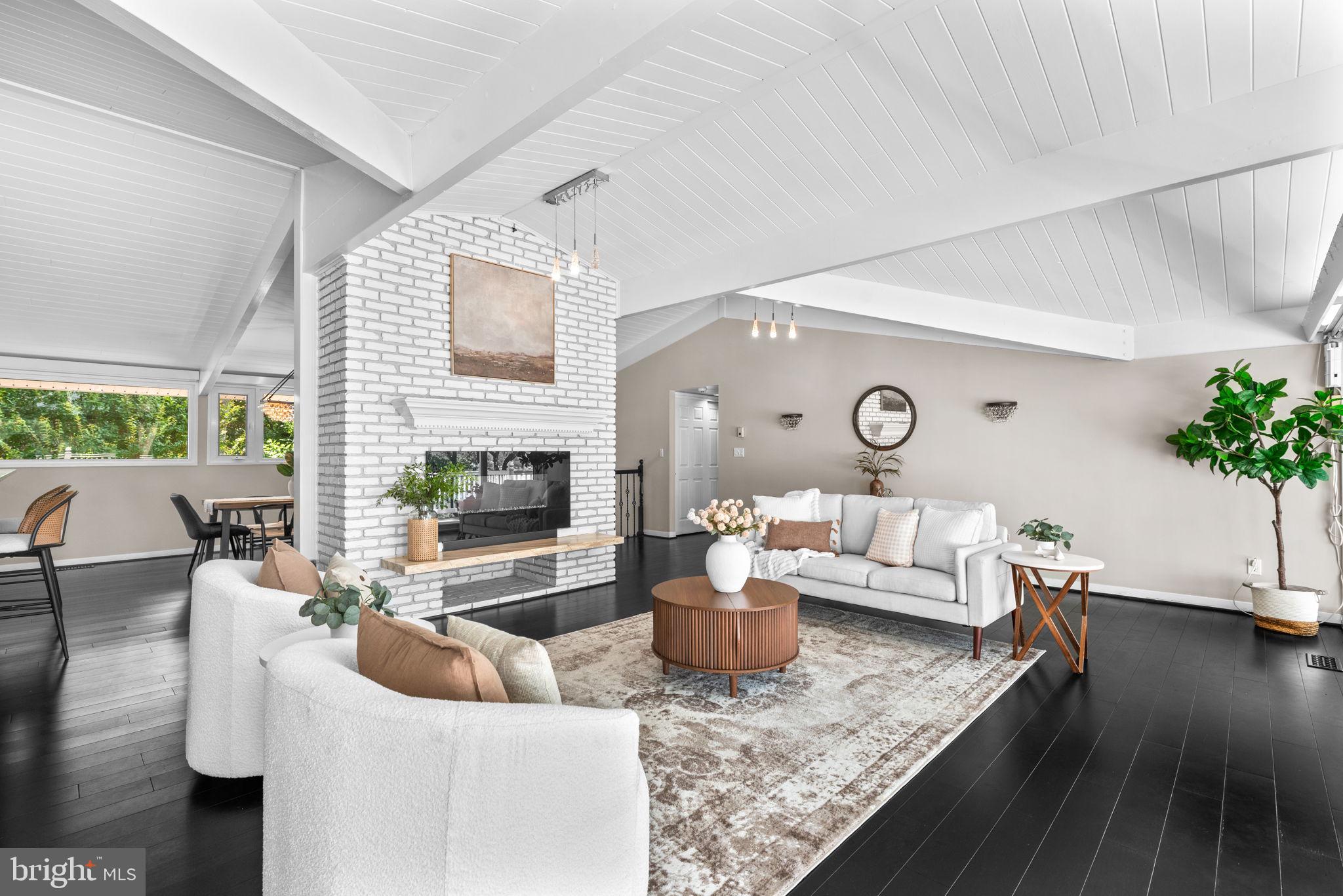 SOUTHWATER POINT - Residential