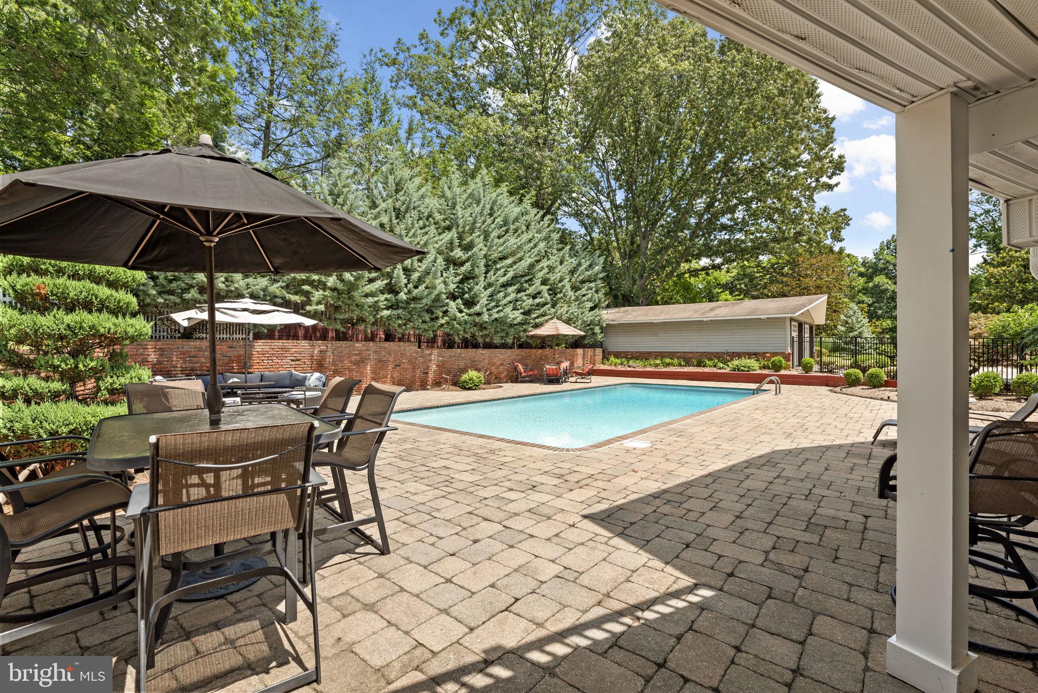 SOUTHWATER POINT - Residential