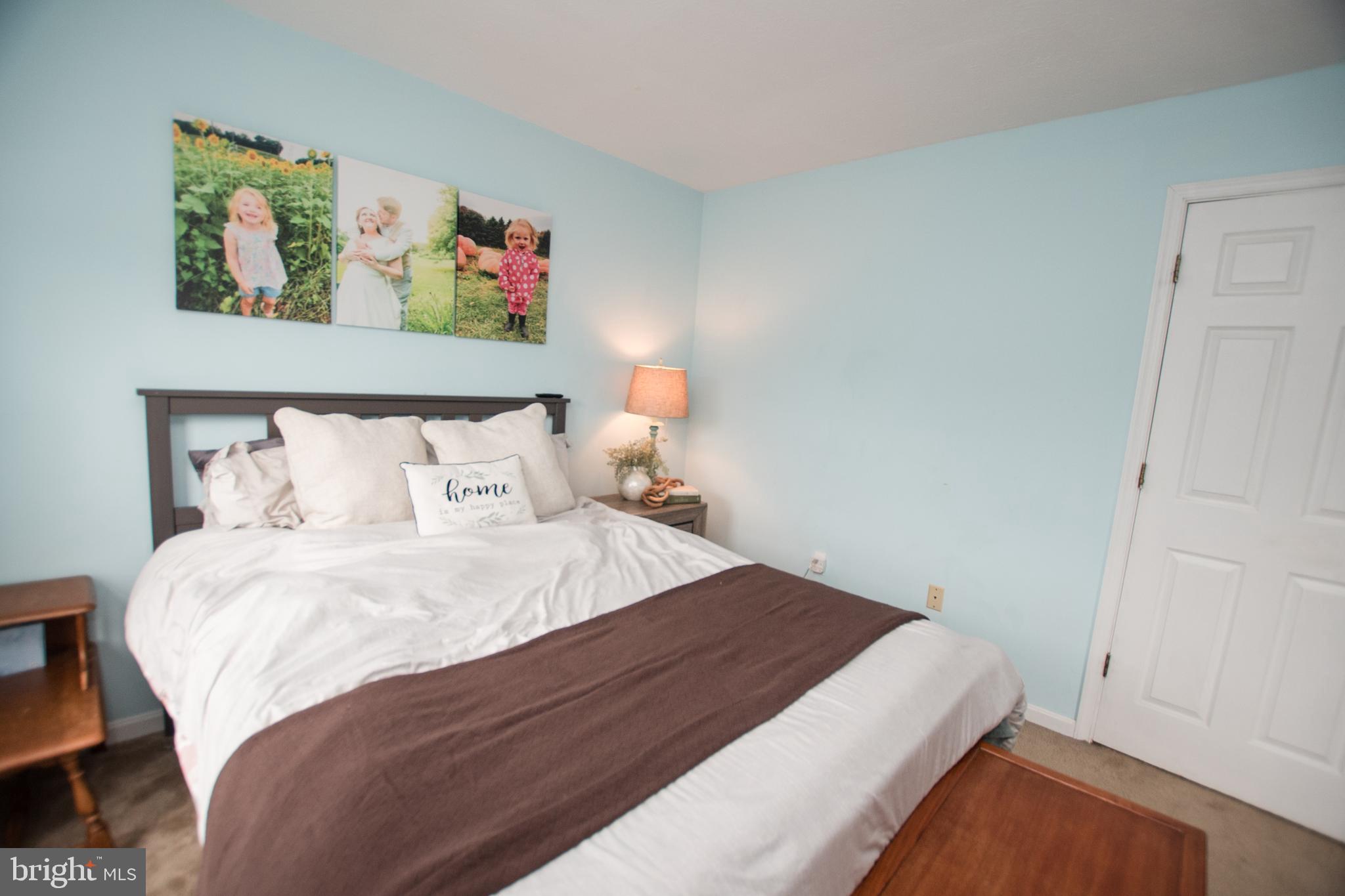 SMALL CROSSINGS - Residential