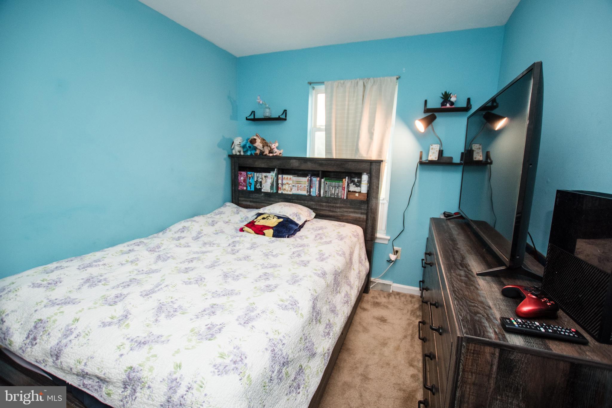 SMALL CROSSINGS - Residential