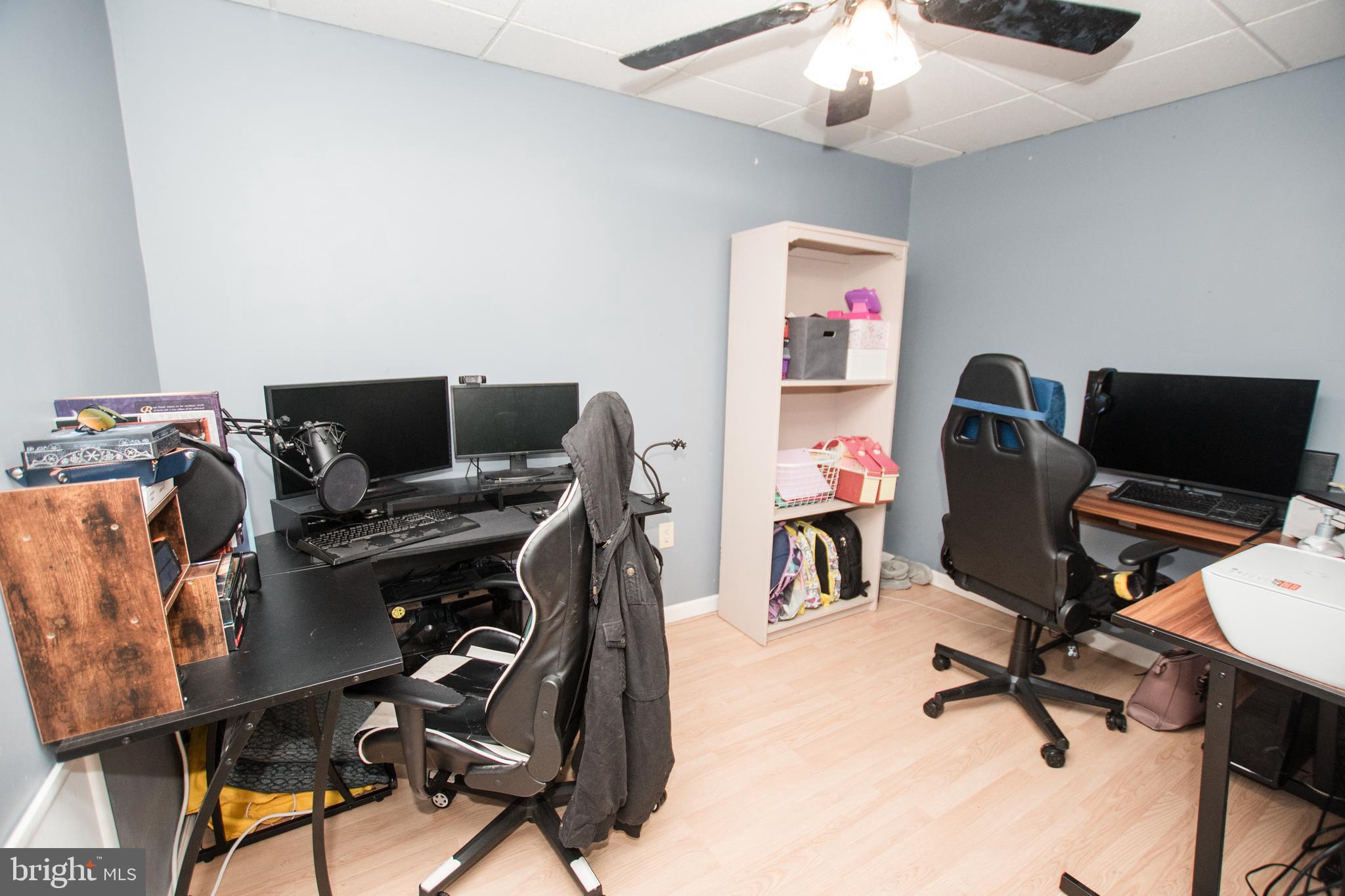 SMALL CROSSINGS - Residential