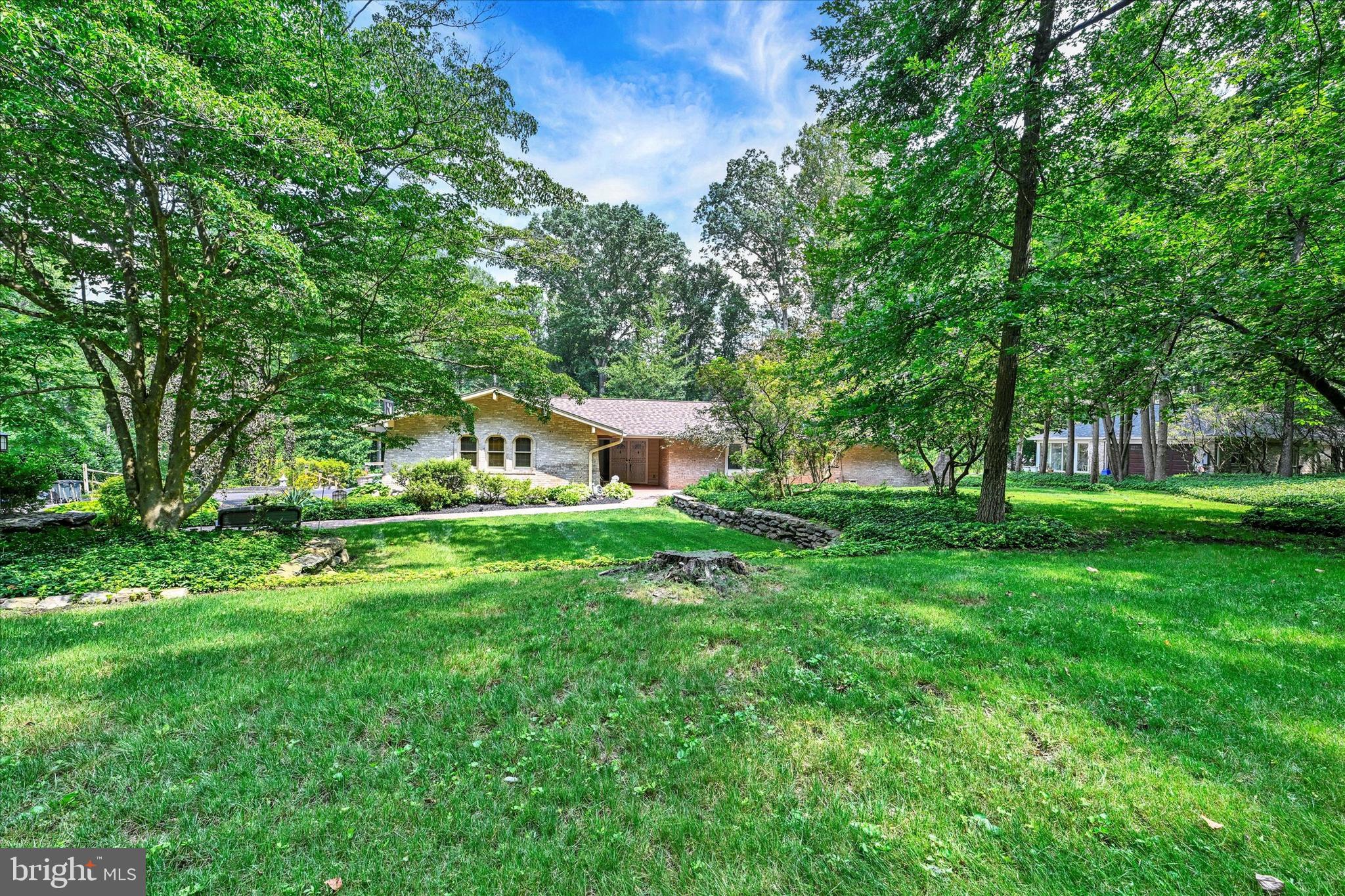 2304 VELVET RIDGE DRIVE