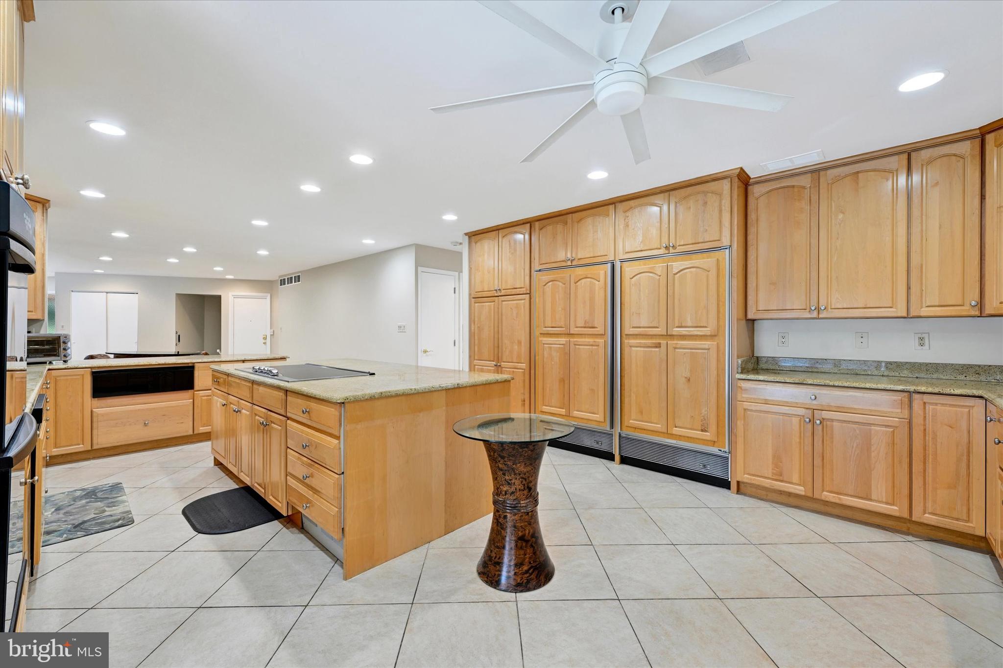 VELVET RIDGE - Residential