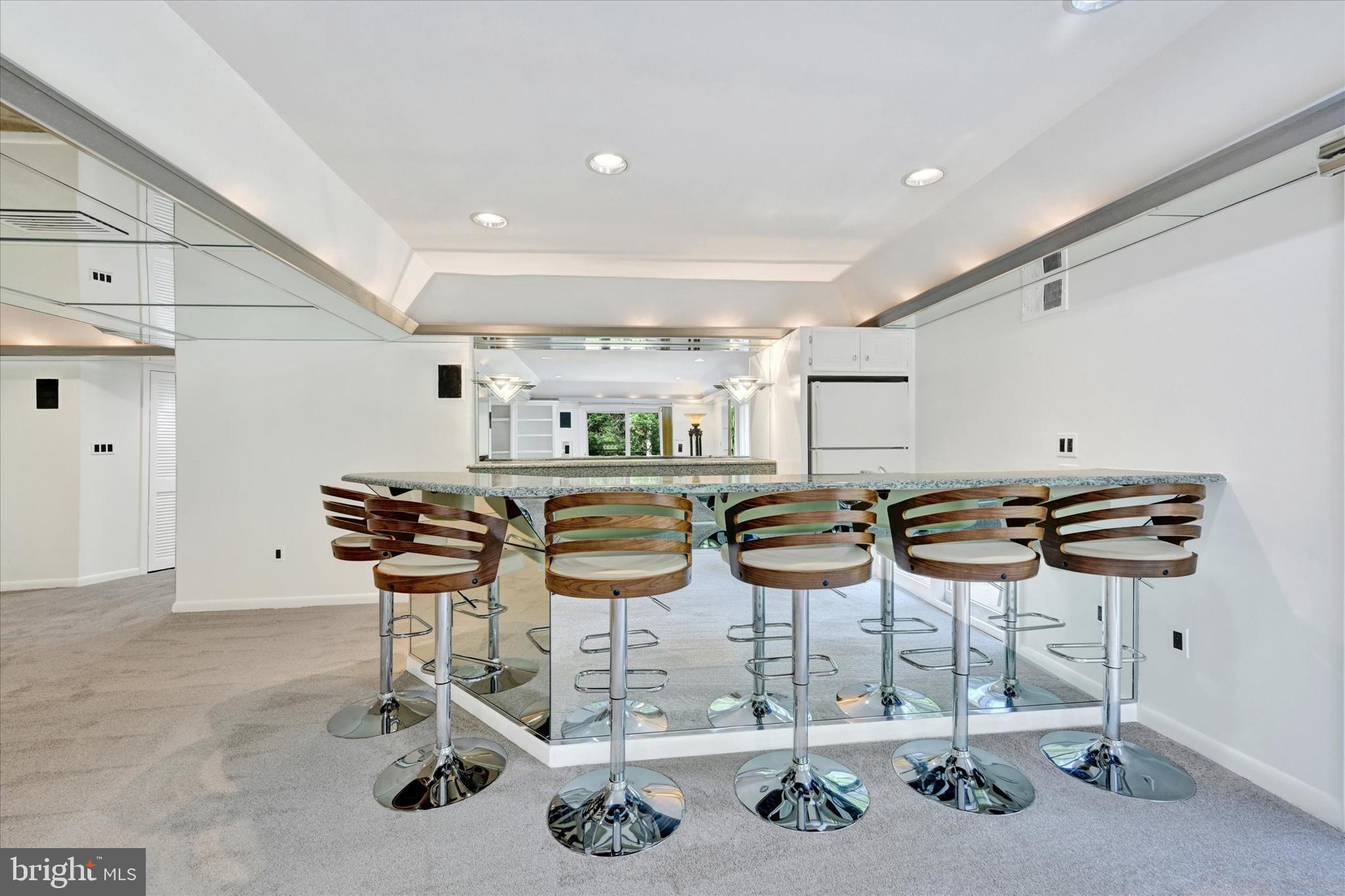 VELVET RIDGE - Residential