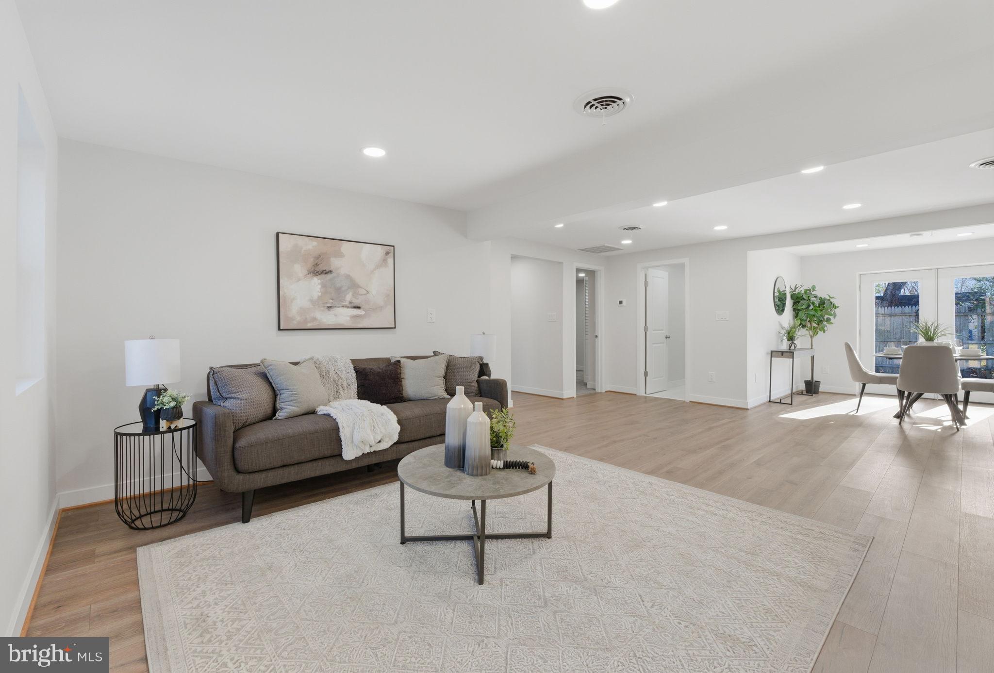 F E MATTINGLY - Residential