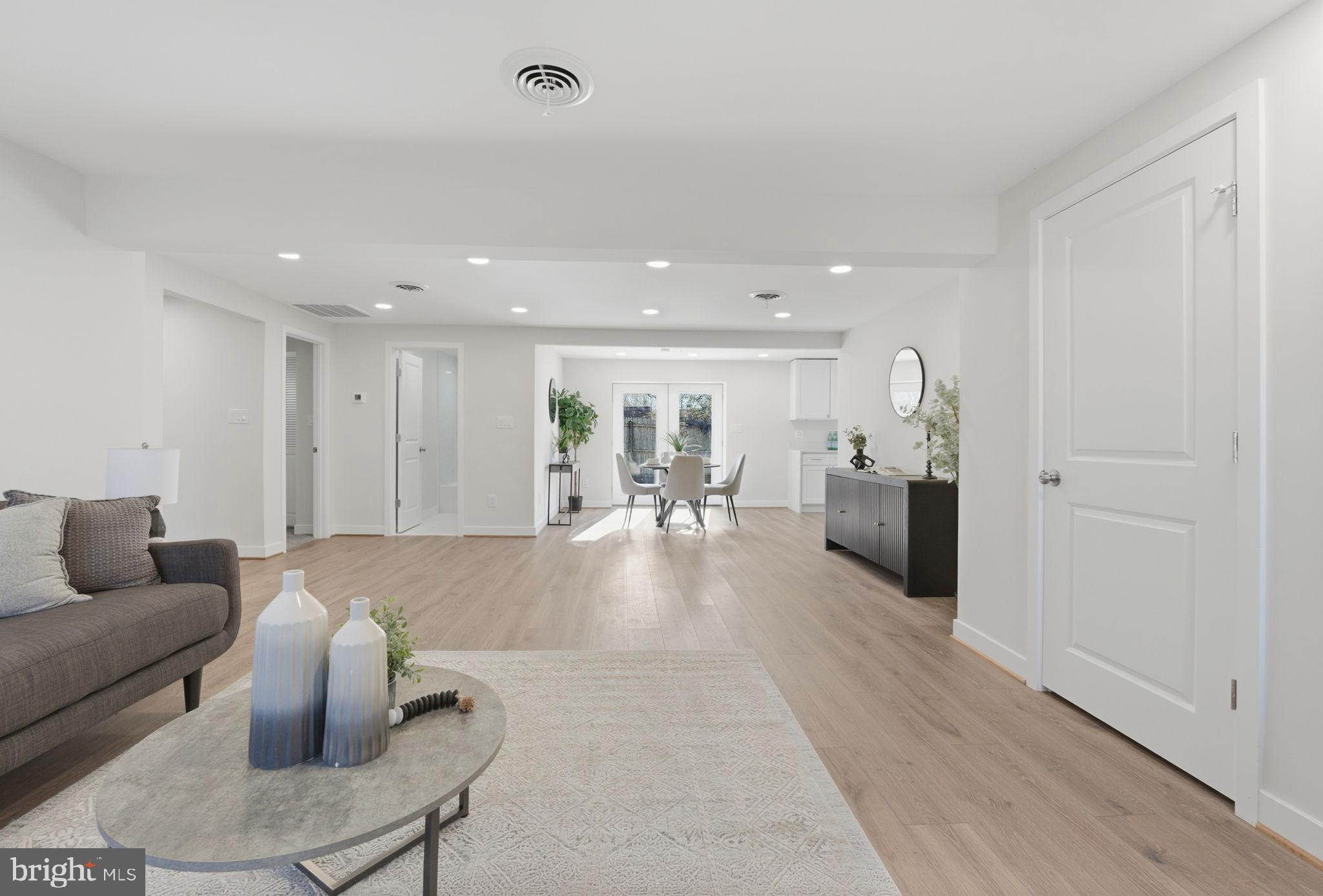 F E MATTINGLY - Residential