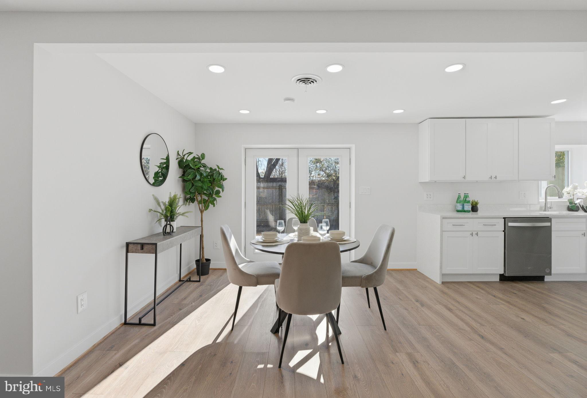 F E MATTINGLY - Residential