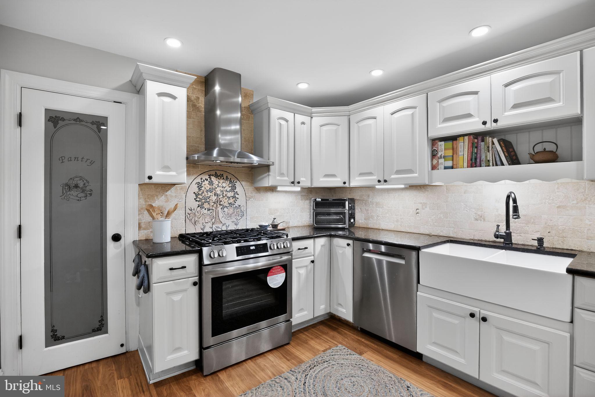 GLENSIDE - Residential