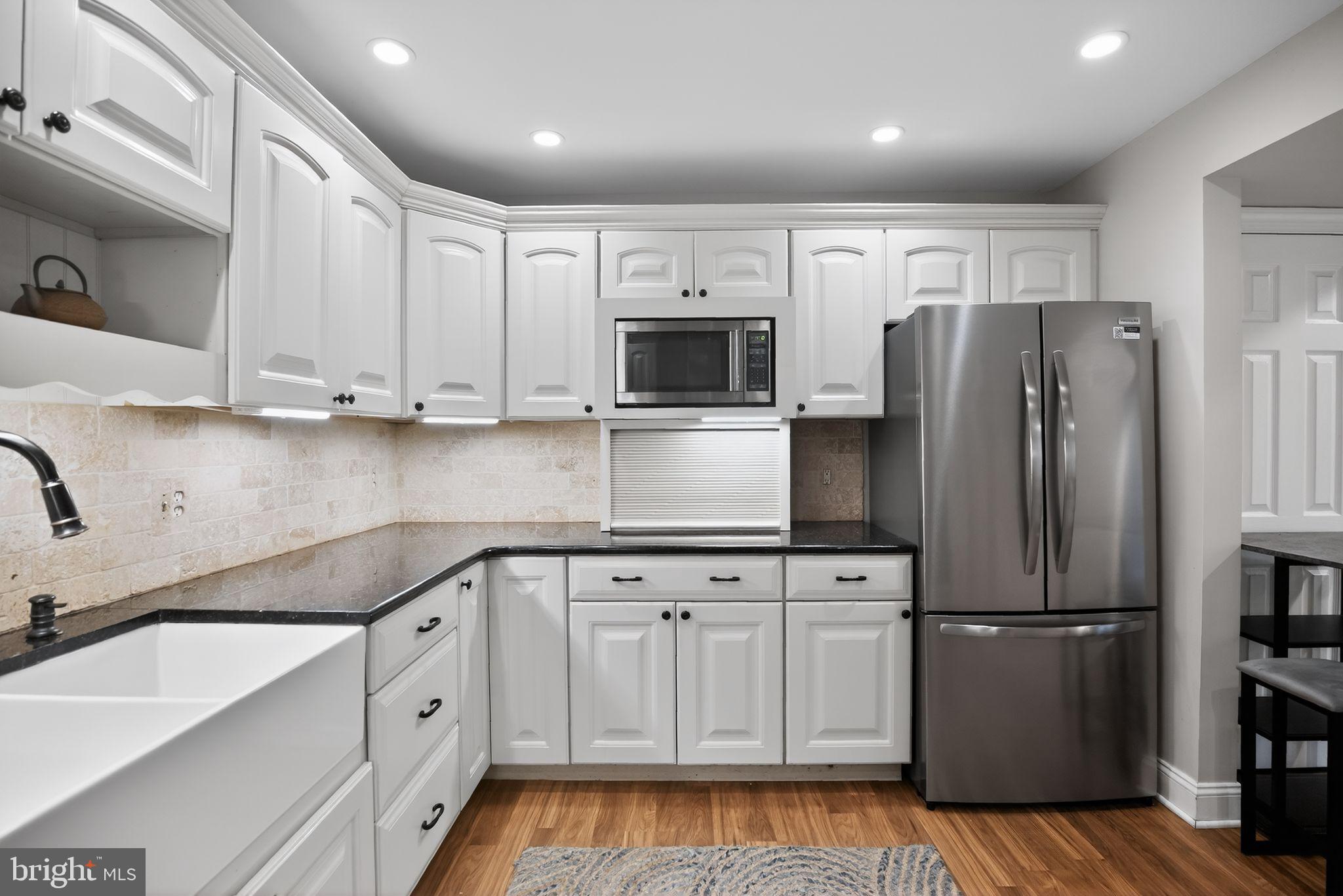 GLENSIDE - Residential