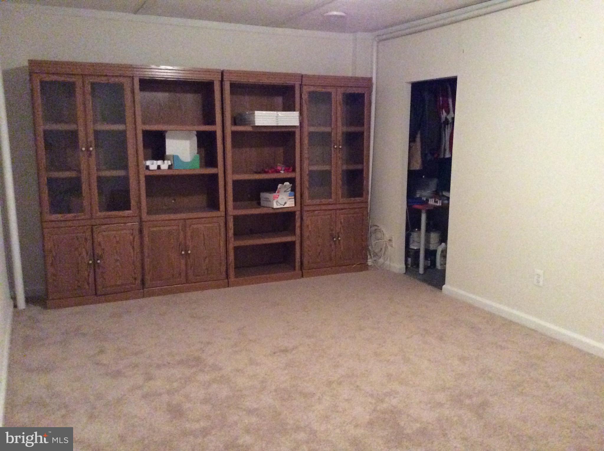 HYBLA VALLEY FARMS - Residential Lease