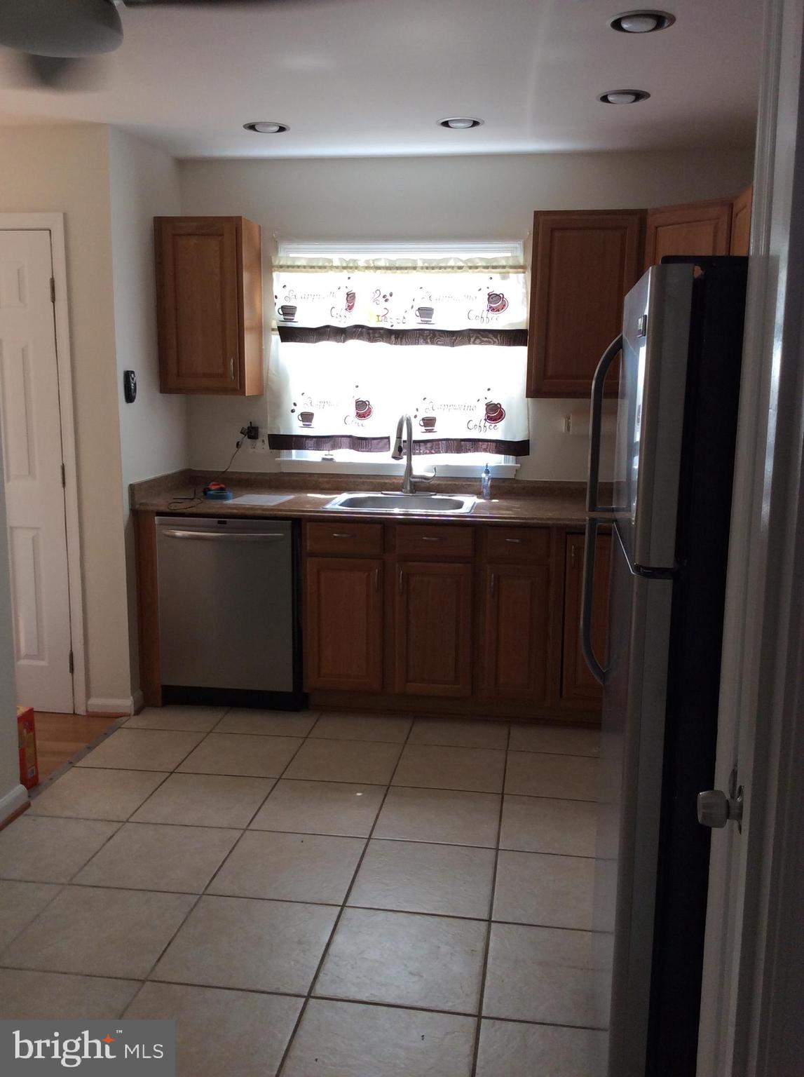 HYBLA VALLEY FARMS - Residential Lease