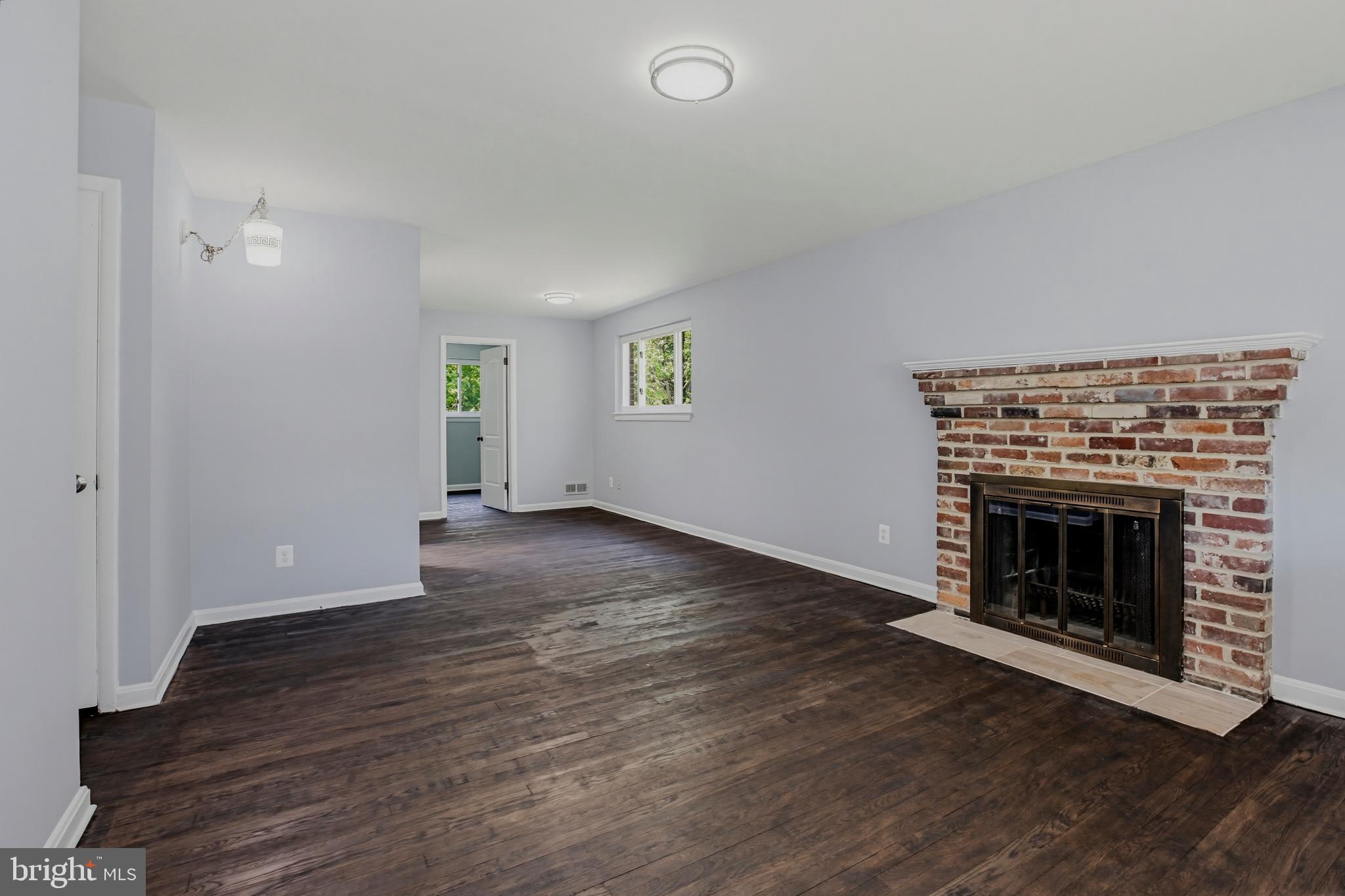 4611 HARLAN STREET