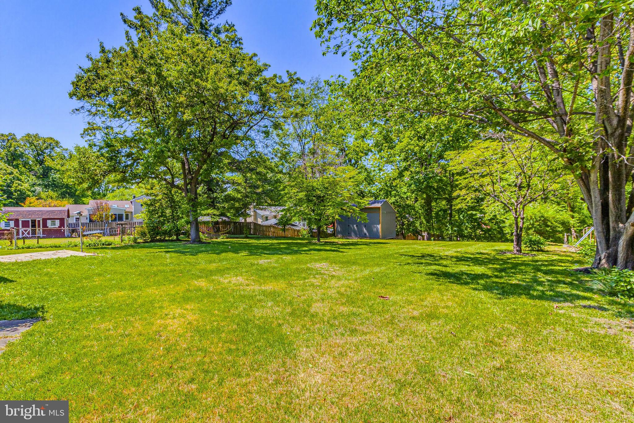WHEATON WOODS - Residential