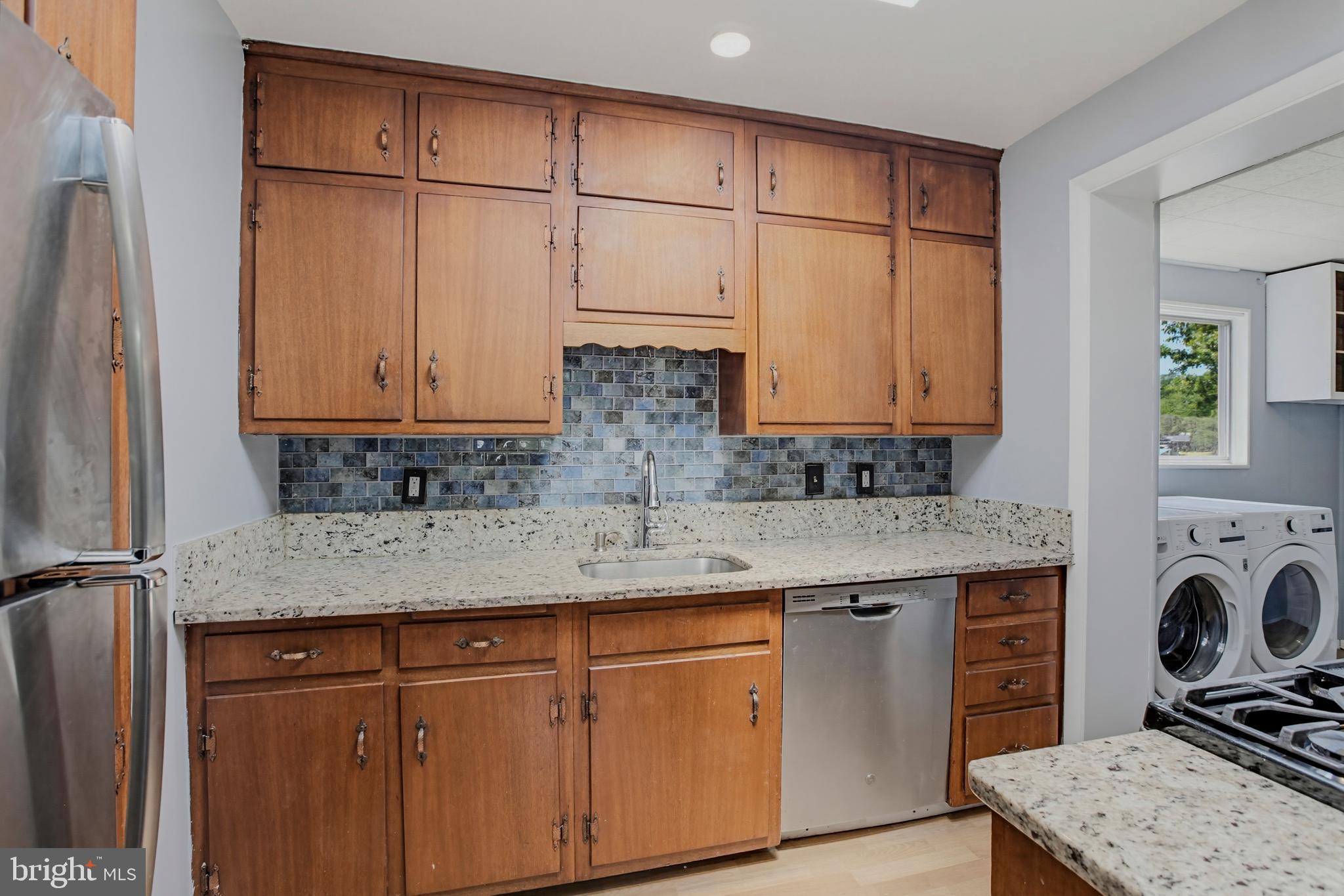 WHEATON WOODS - Residential