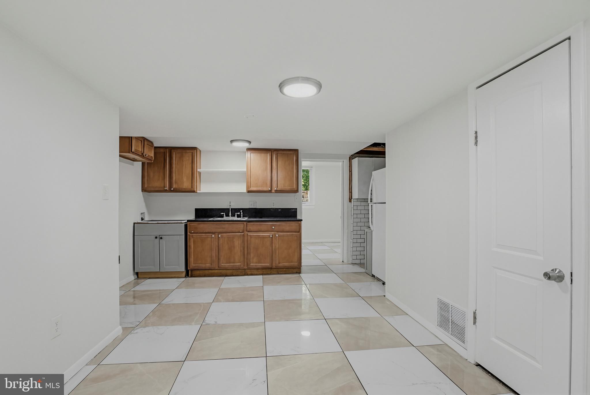 WHEATON WOODS - Residential