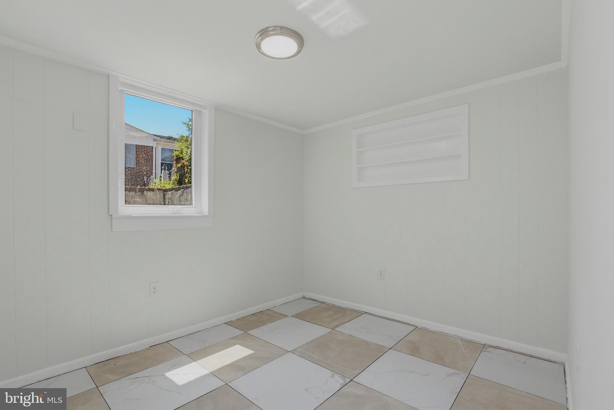 WHEATON WOODS - Residential