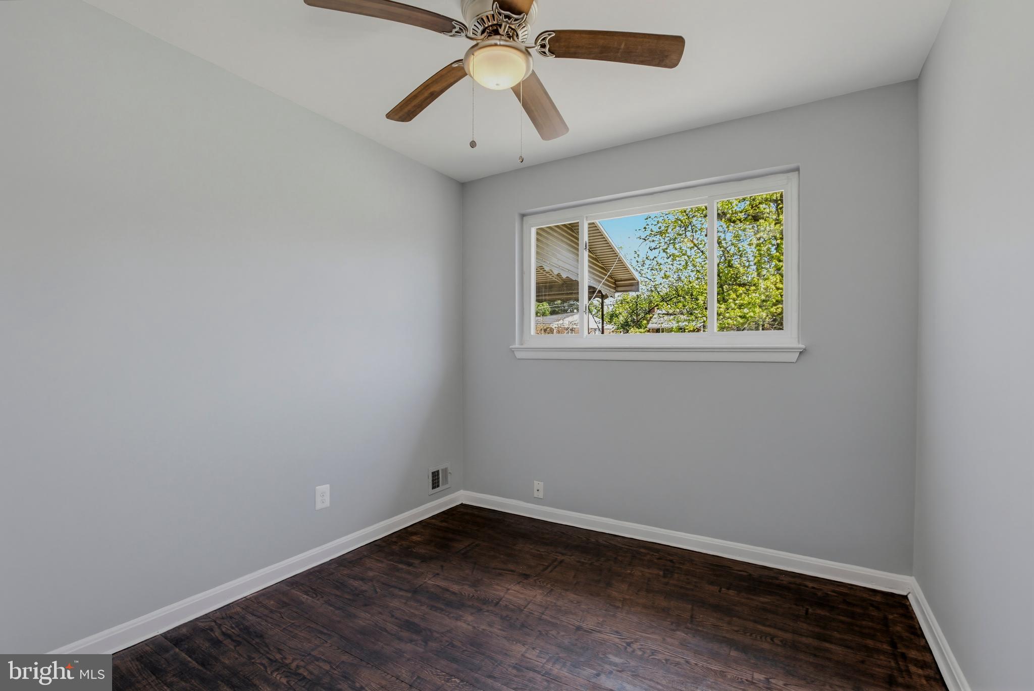 WHEATON WOODS - Residential