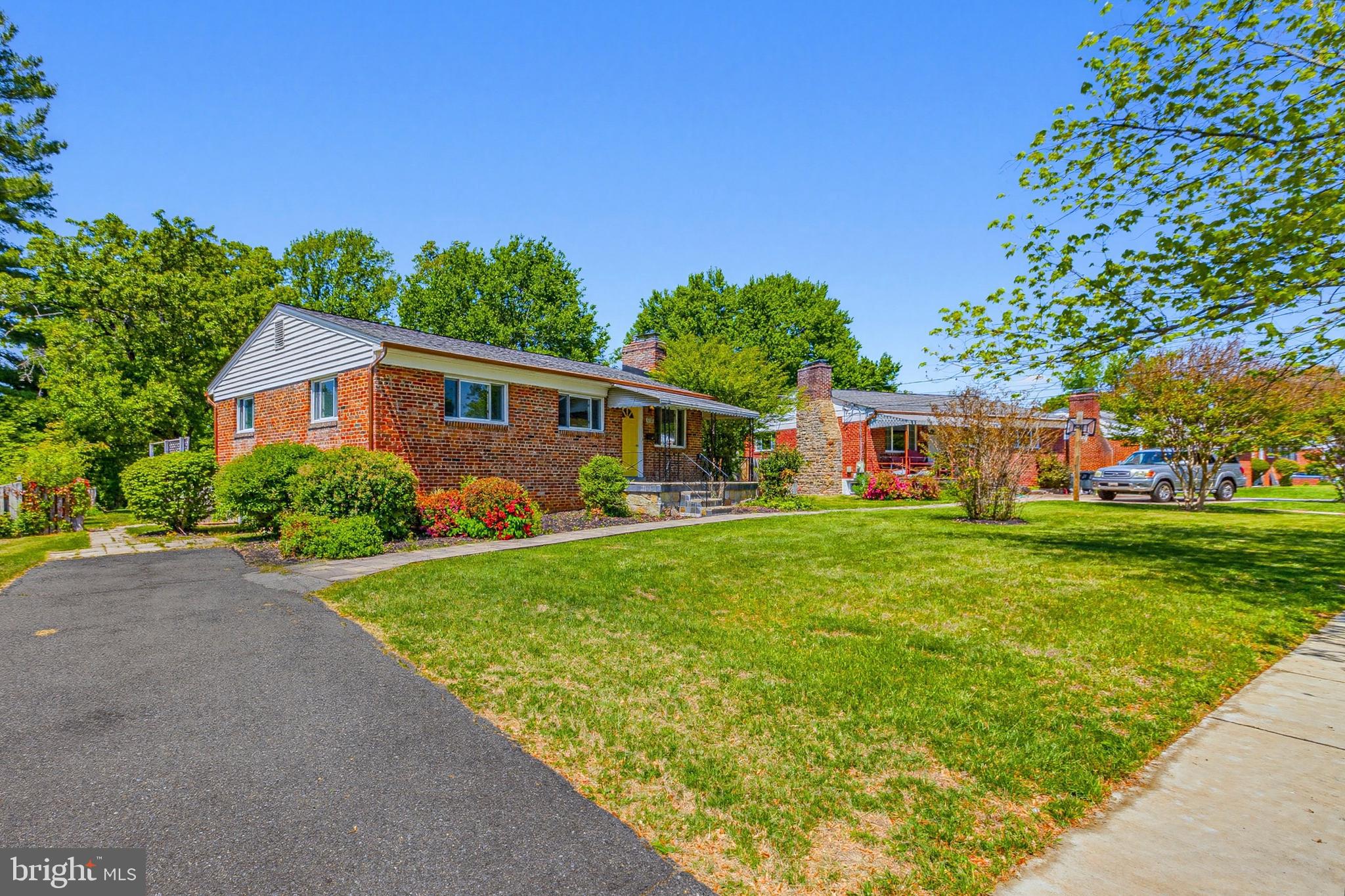 4611 HARLAN STREET