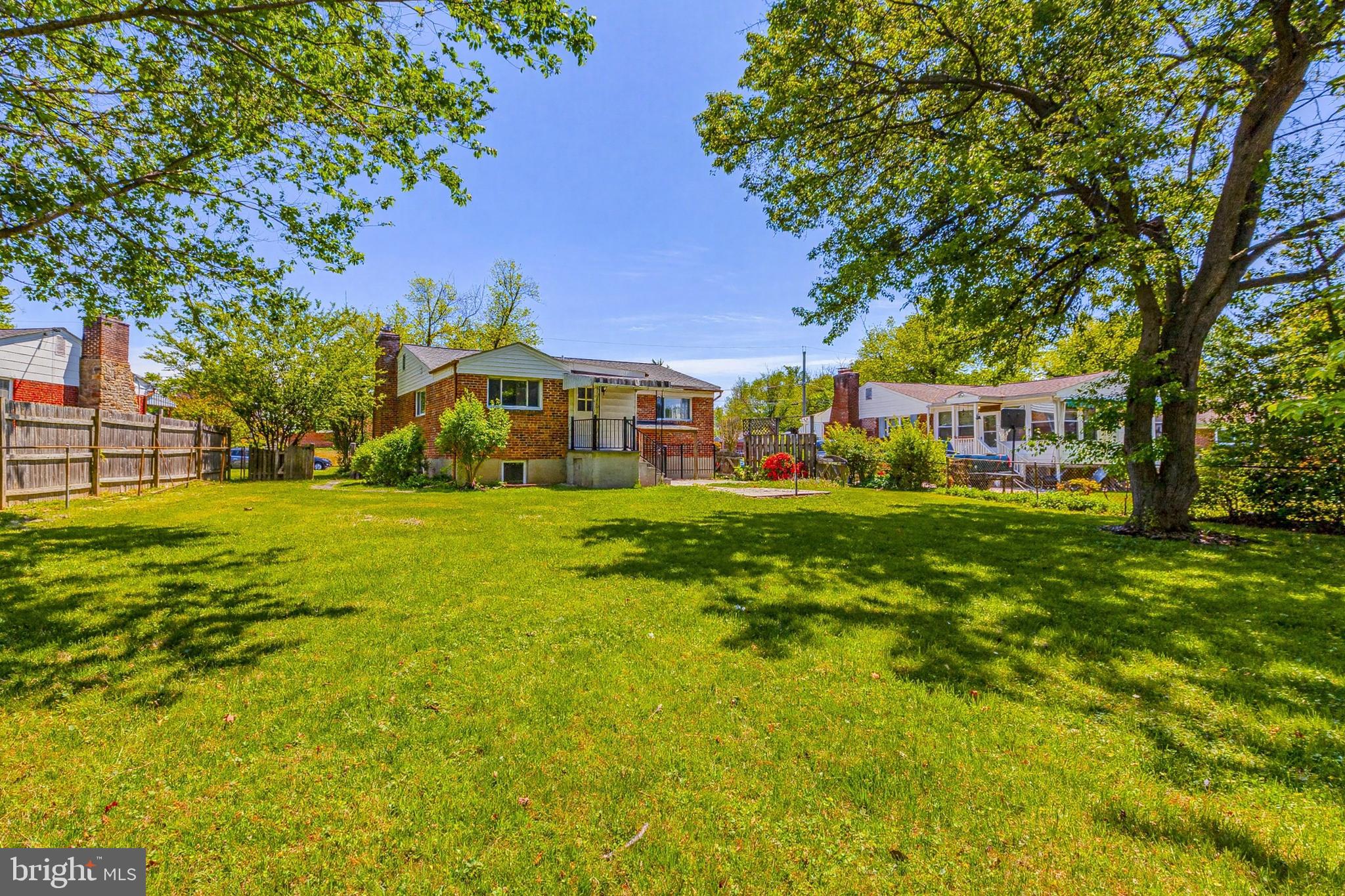 WHEATON WOODS - Residential