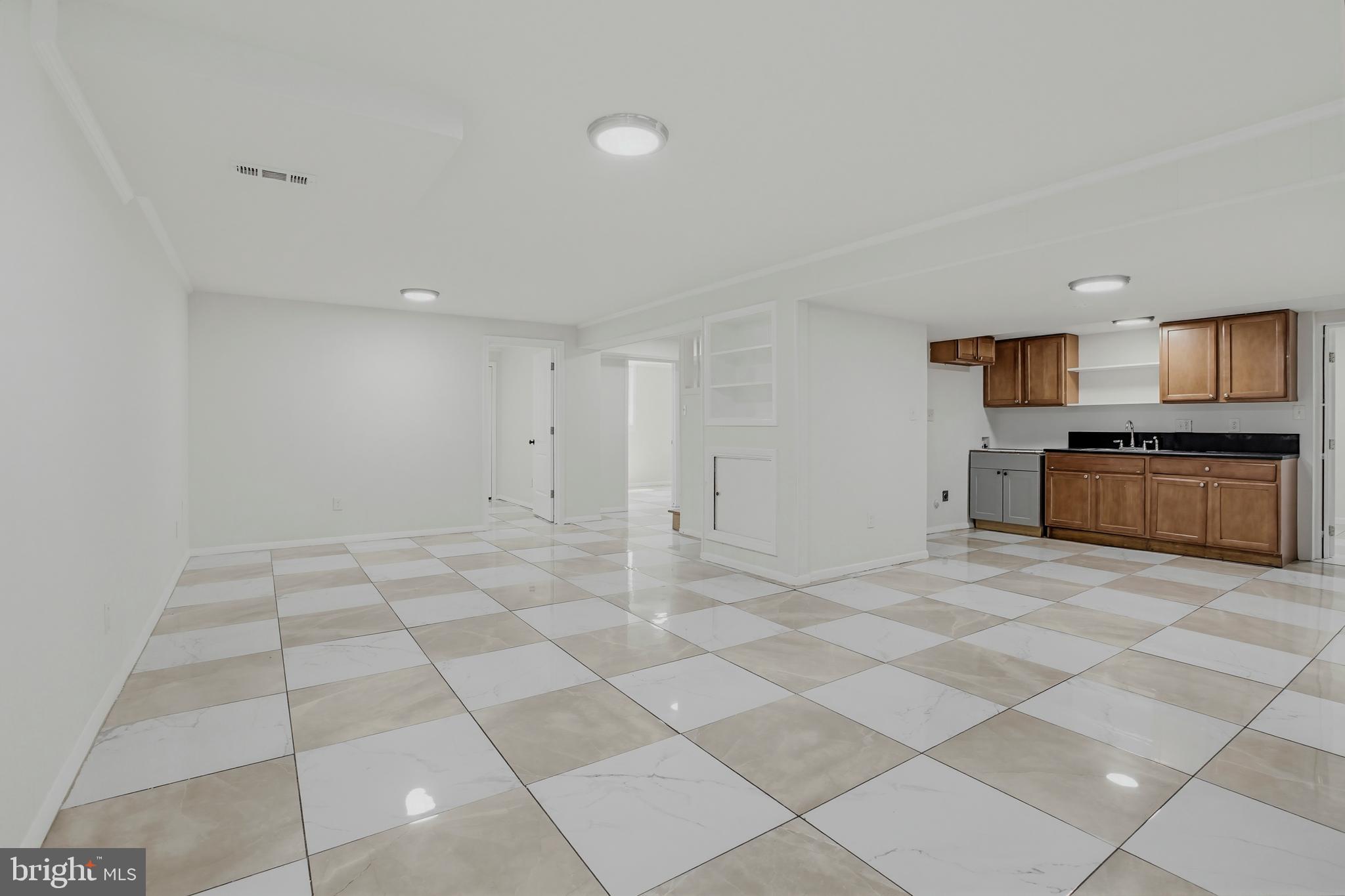 WHEATON WOODS - Residential