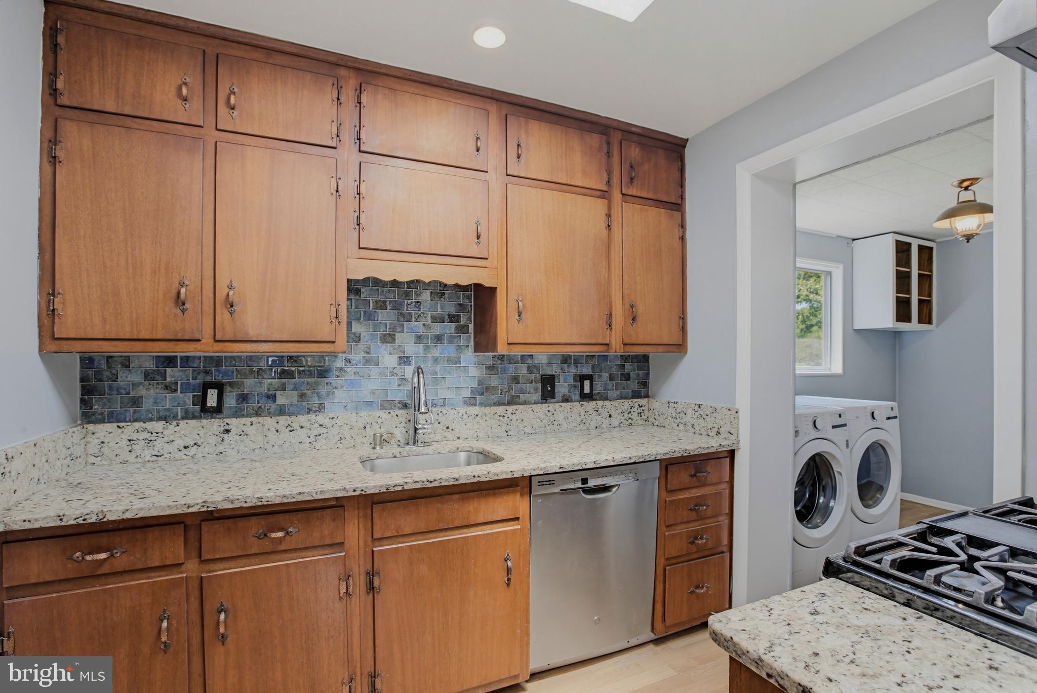 WHEATON WOODS - Residential