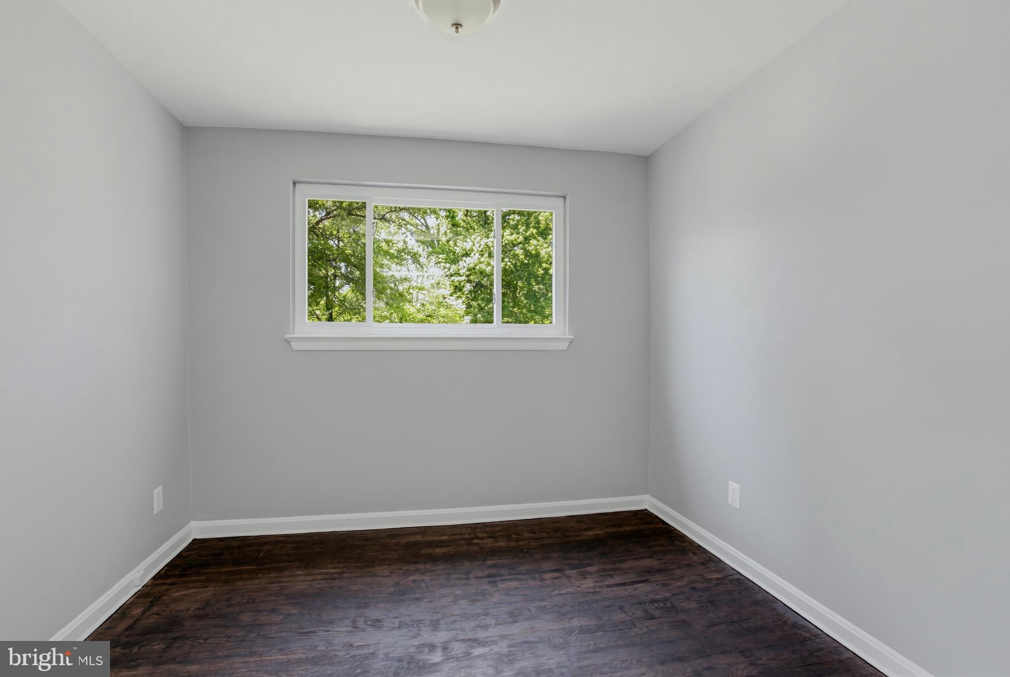 WHEATON WOODS - Residential