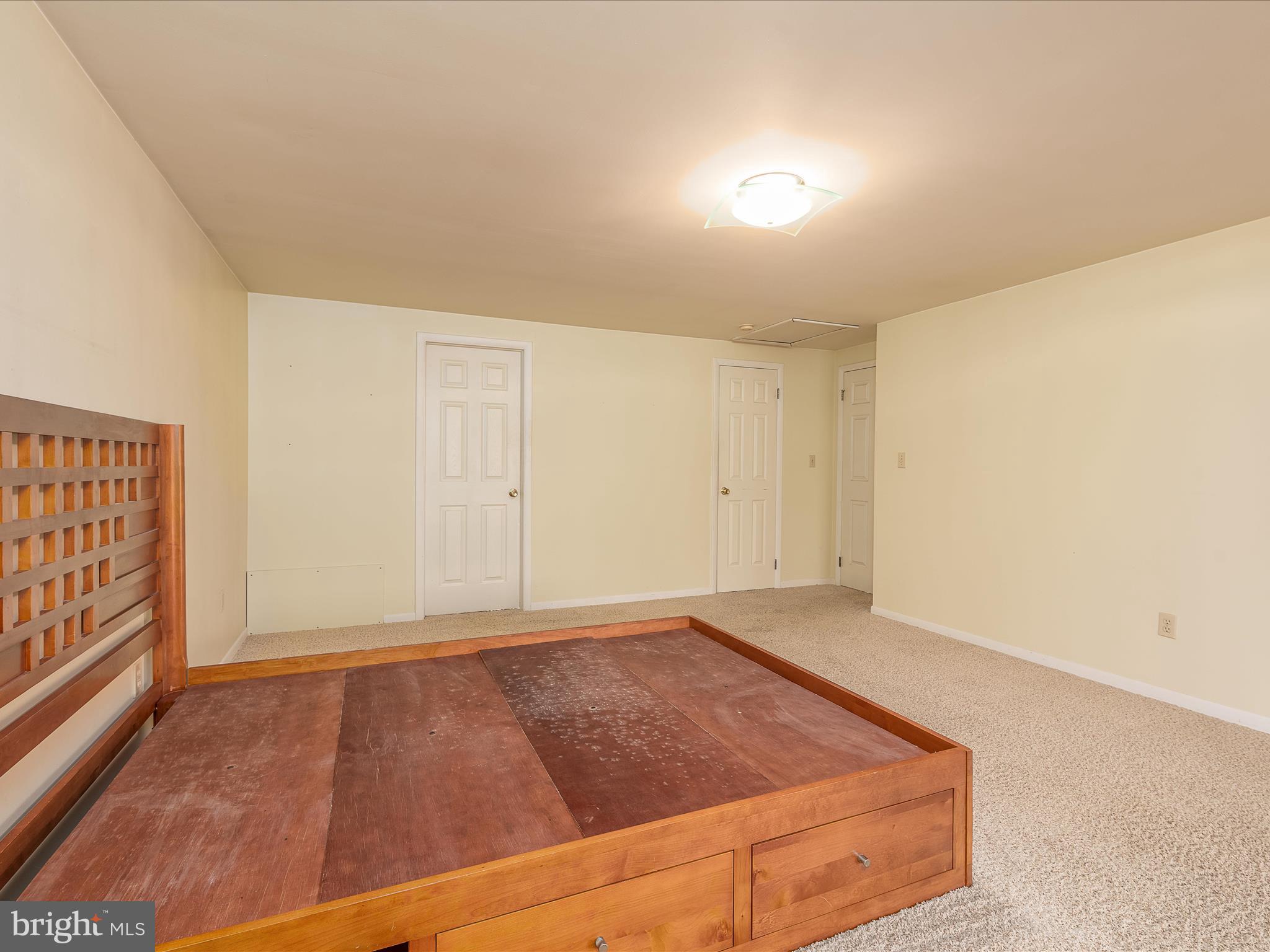 BERKELEY SPRINGS - Residential