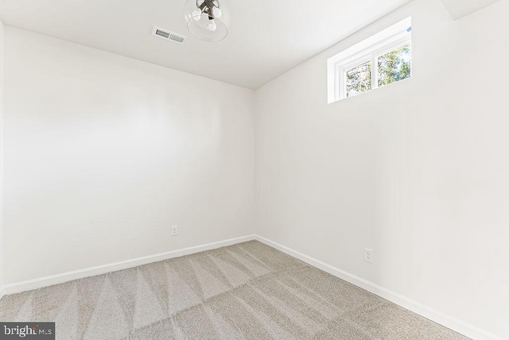 BLUE RIDGE SHORES - Residential