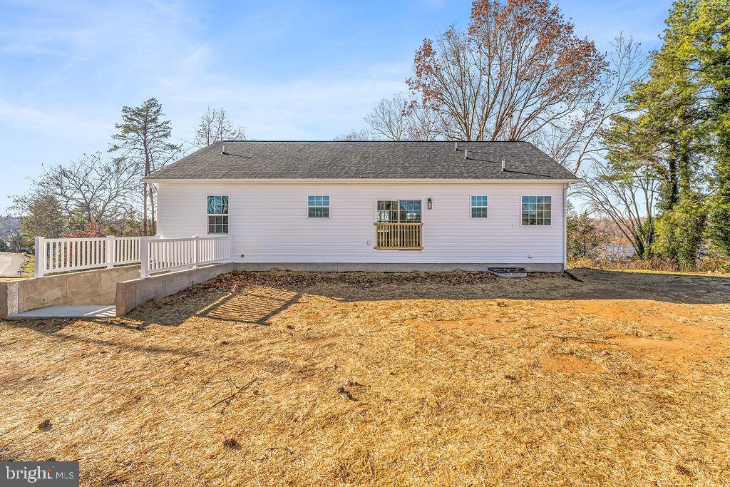 BLUE RIDGE SHORES - Residential