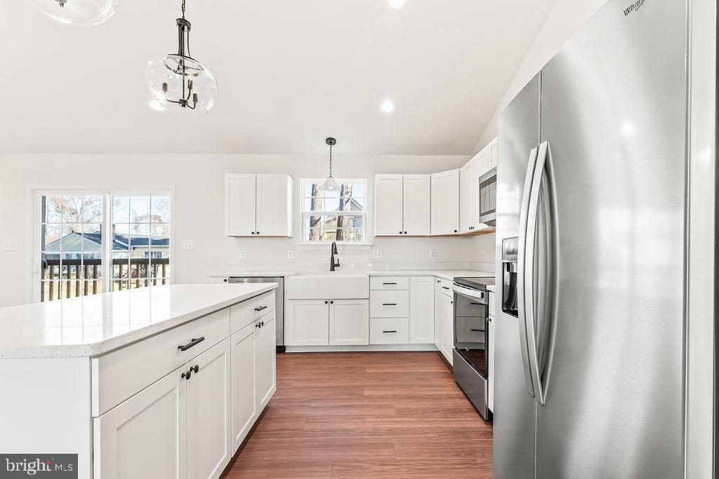 BLUE RIDGE SHORES - Residential