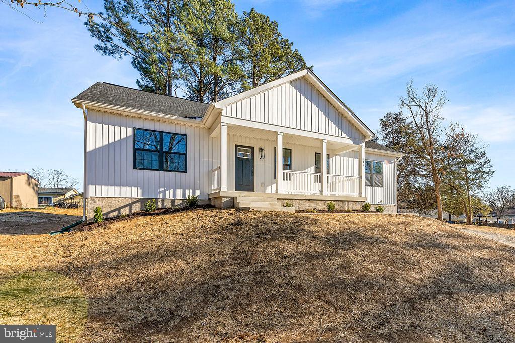 BLUE RIDGE SHORES - Residential