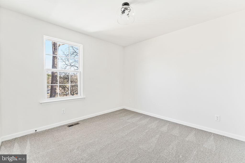 BLUE RIDGE SHORES - Residential