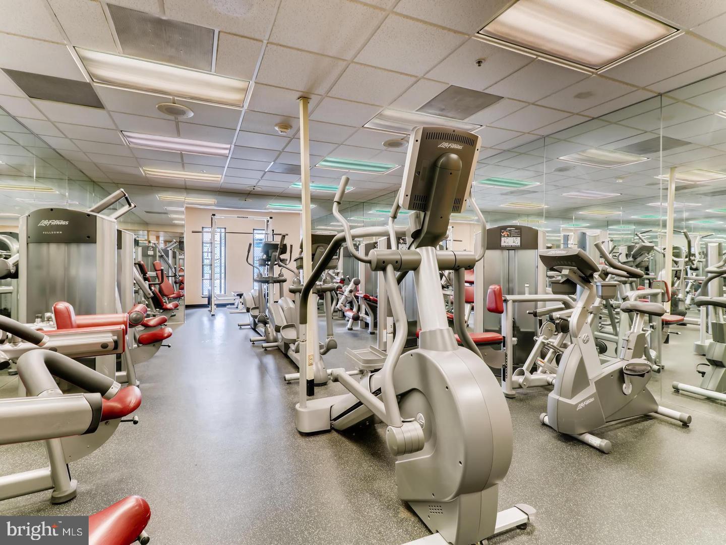 THE TOWERS - Residential