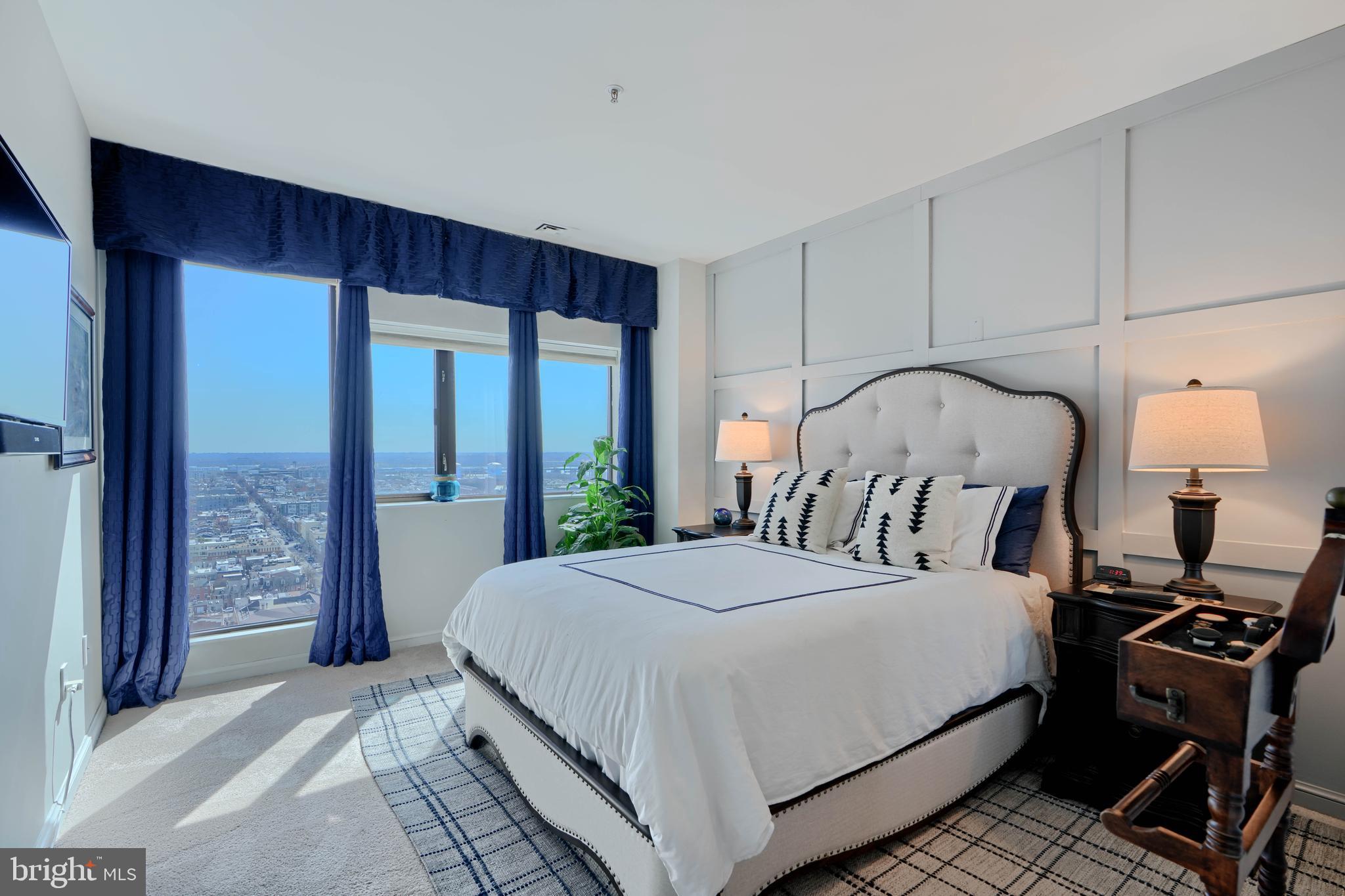 THE TOWERS - Residential