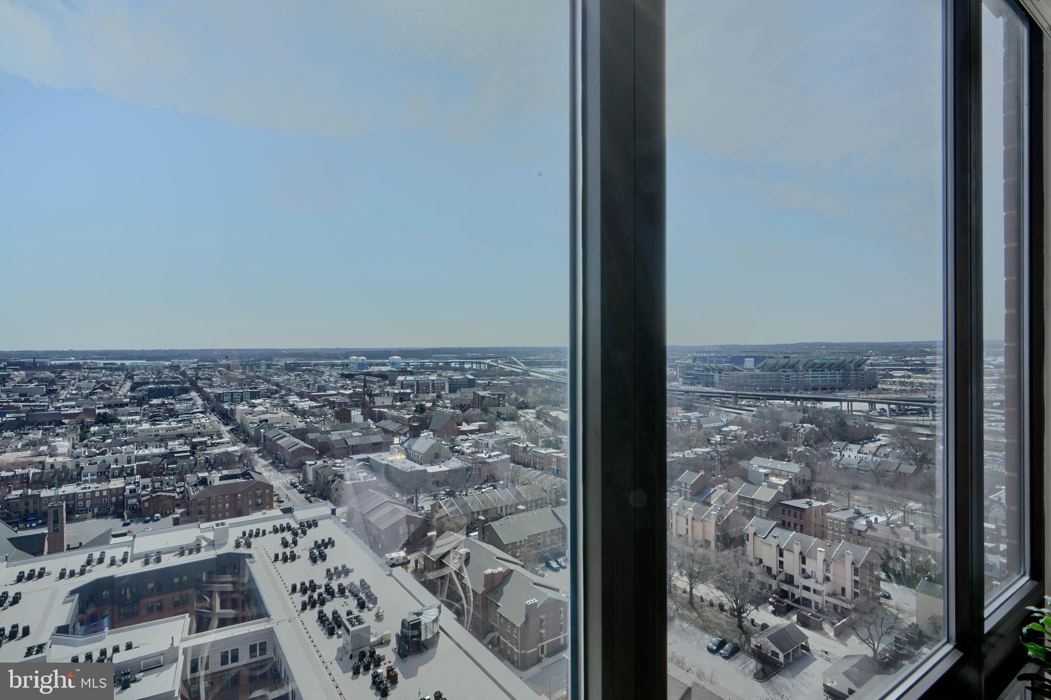 THE TOWERS - Residential