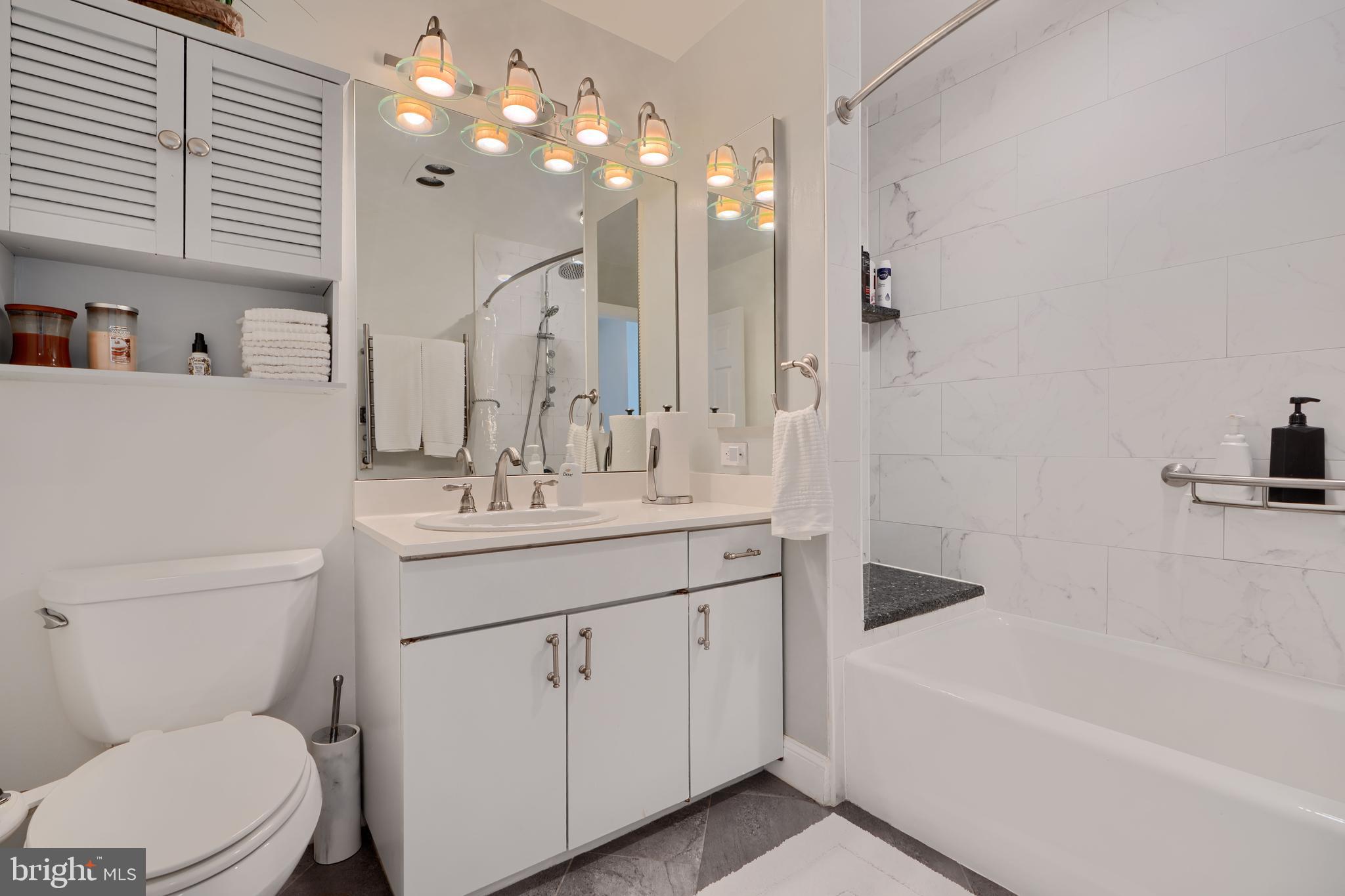 THE TOWERS - Residential