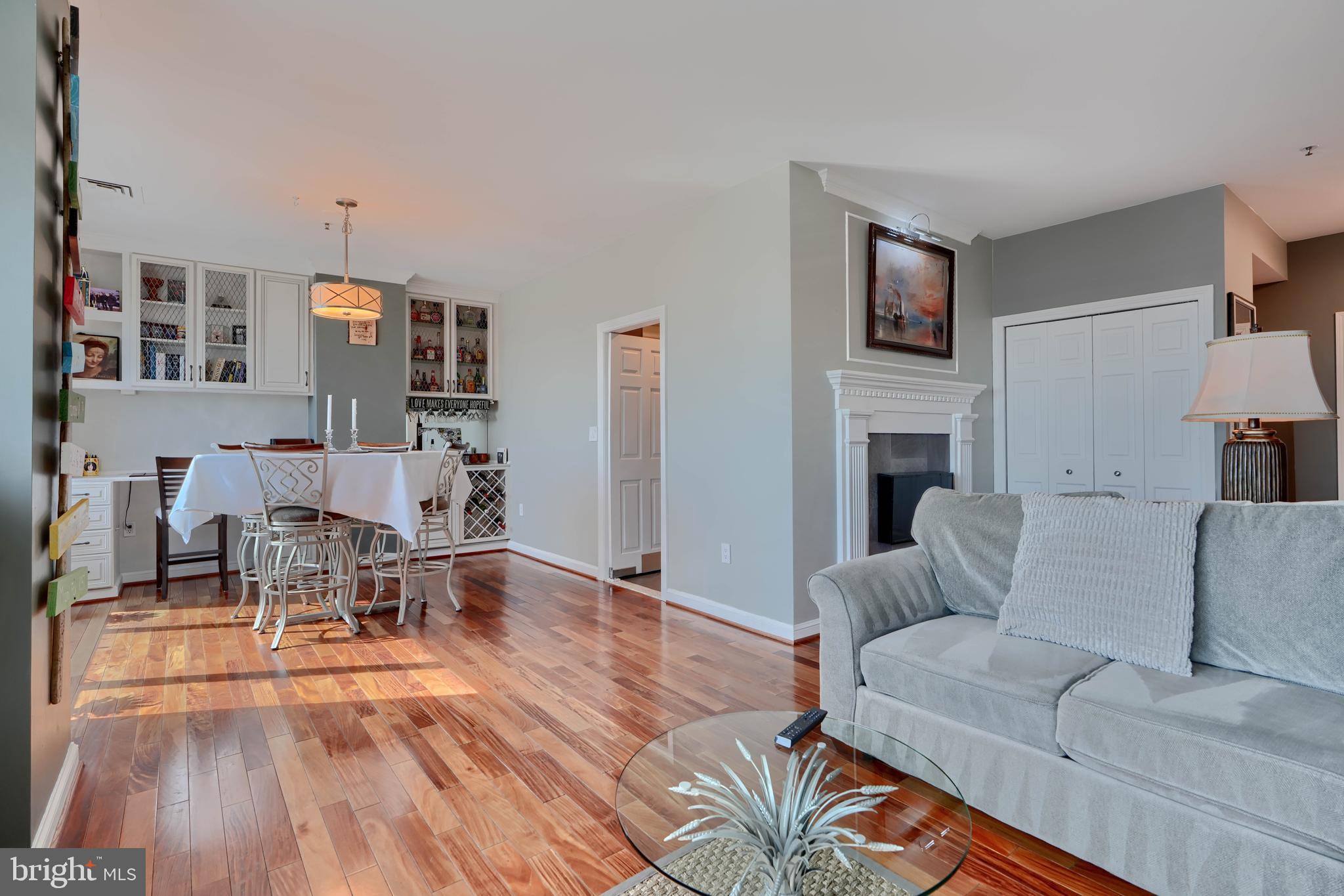 THE TOWERS - Residential