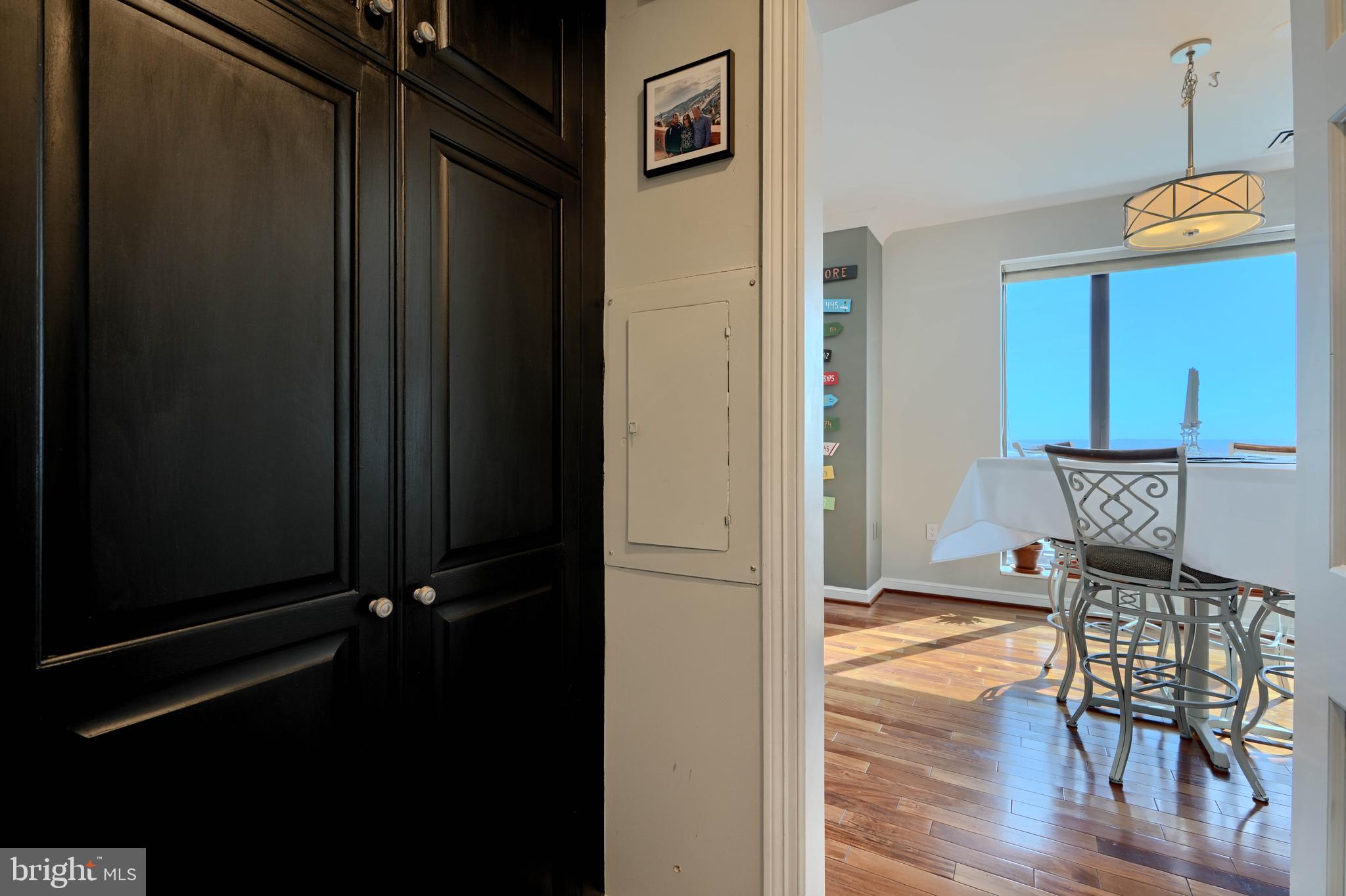 THE TOWERS - Residential