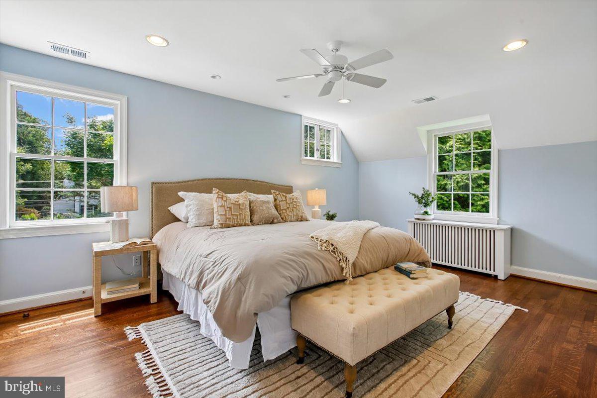 CHEVY CHASE - Residential