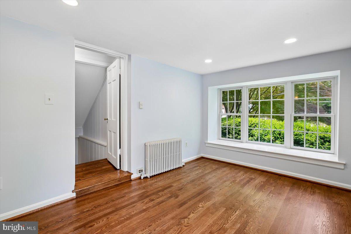 CHEVY CHASE - Residential