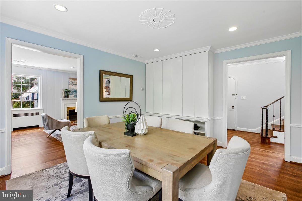 CHEVY CHASE - Residential