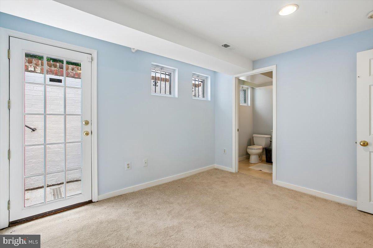 CHEVY CHASE - Residential